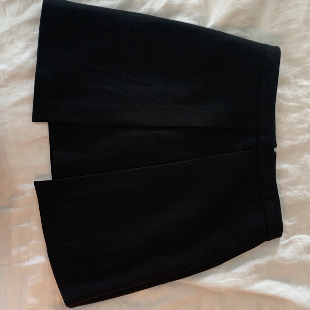 Black pleated mini